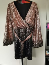  Quiz Black Gold Ombre Sequin