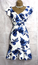 QUIZ White Blue Floral V-Neck