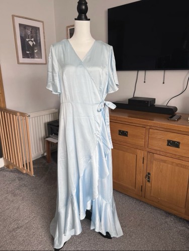 Quiz light blue satin wrap